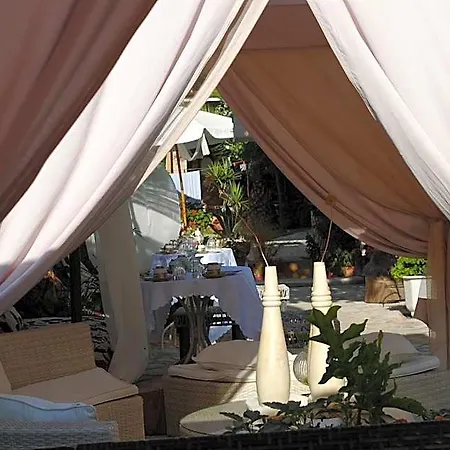 Olga Lounge Szálloda