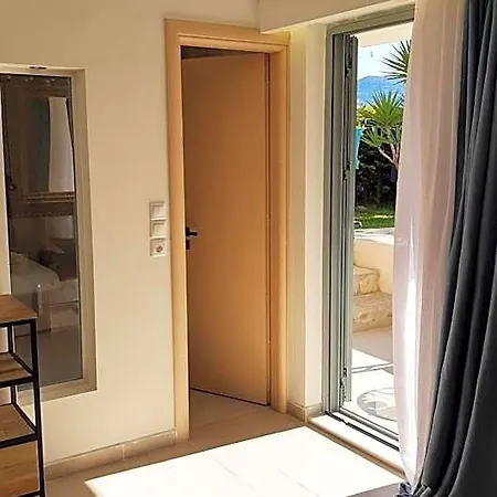 Olga Lounge Lefkada City